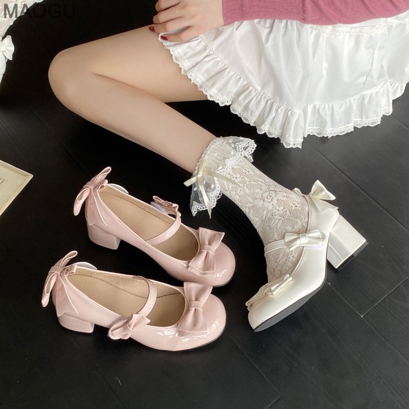 Urocze damskie buty Mary Jane  – Circle Hook Set recenzja i cena